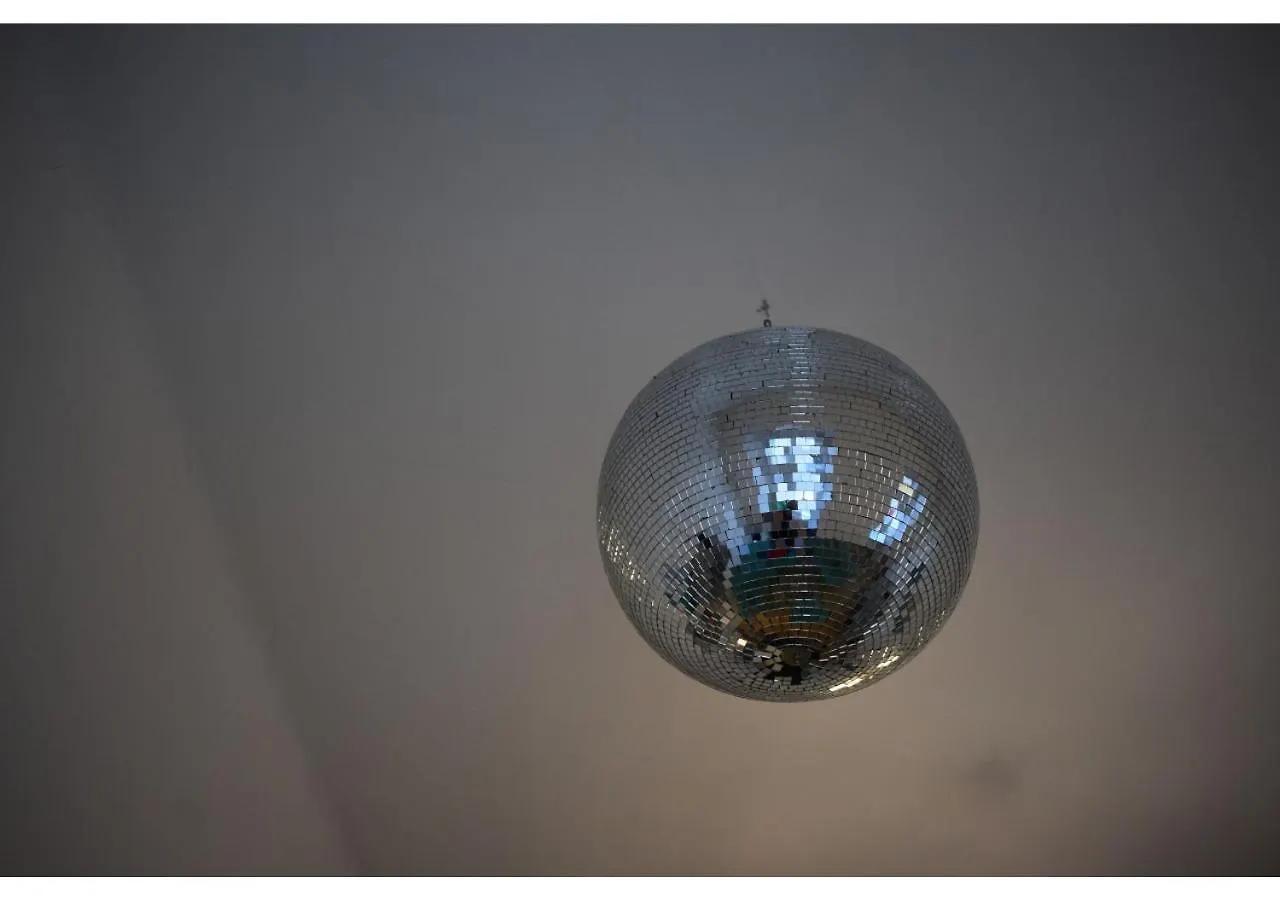 Lgbtqia Private Rooms 1150 Vienna