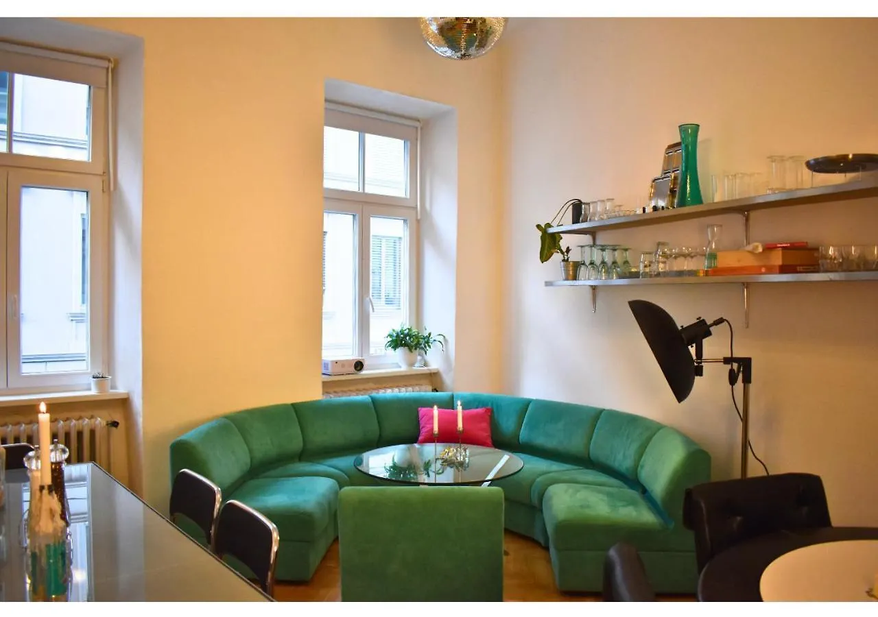 Lgbtqia Private Rooms 1150 Vienna 0*,