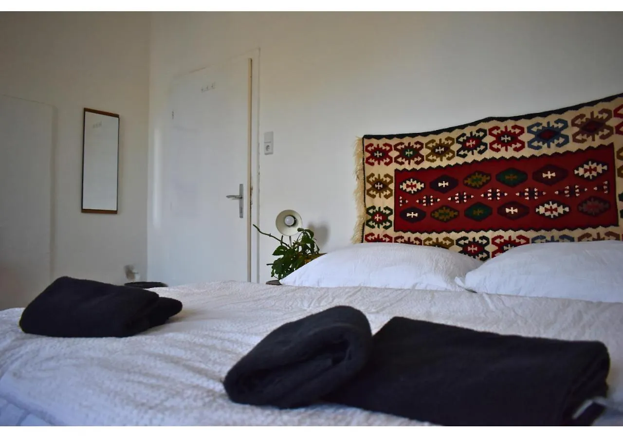 Lgbtqia Private Rooms 1150 Vienna