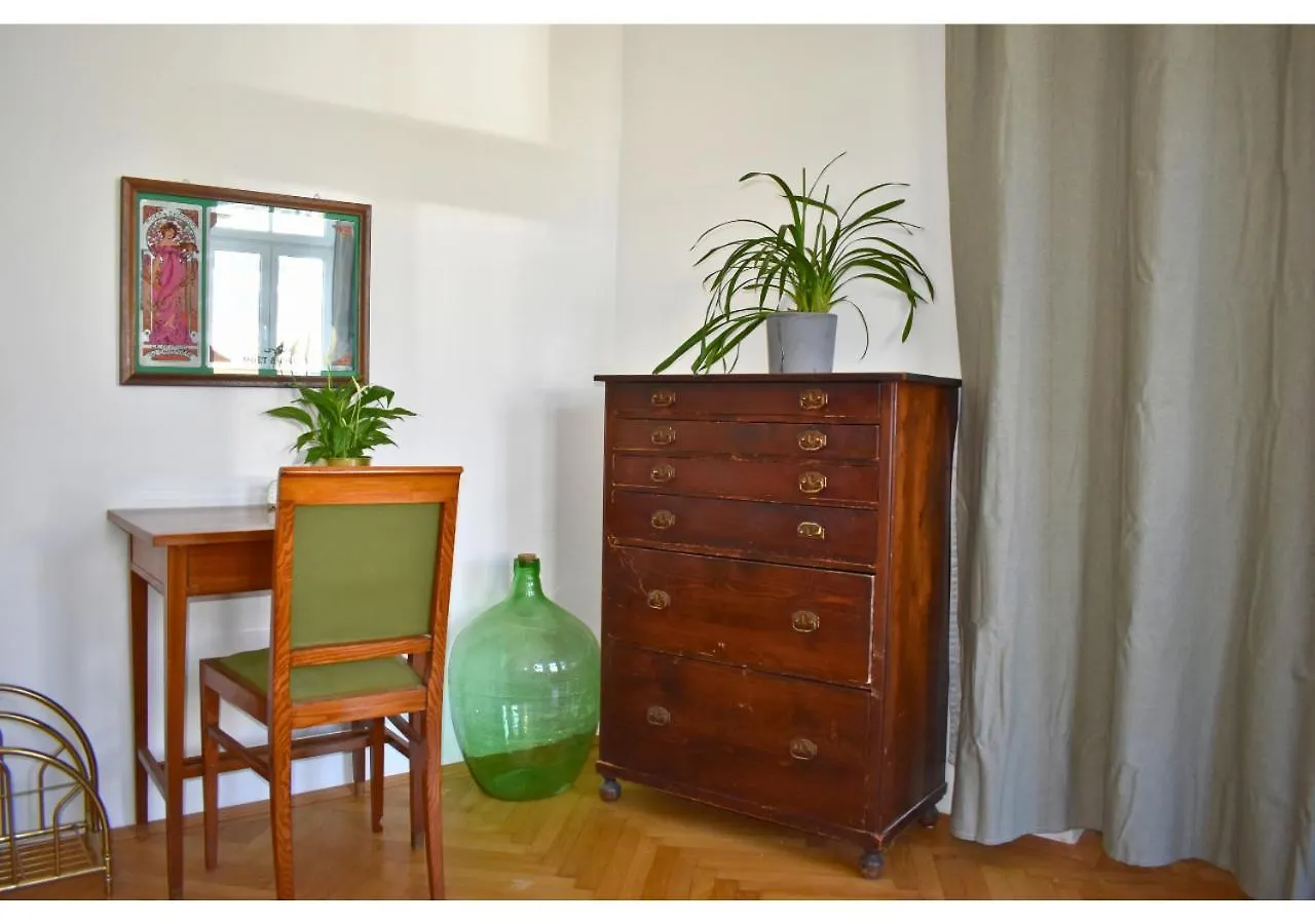 Lgbtqia Private Rooms 1150 Vienna Austria