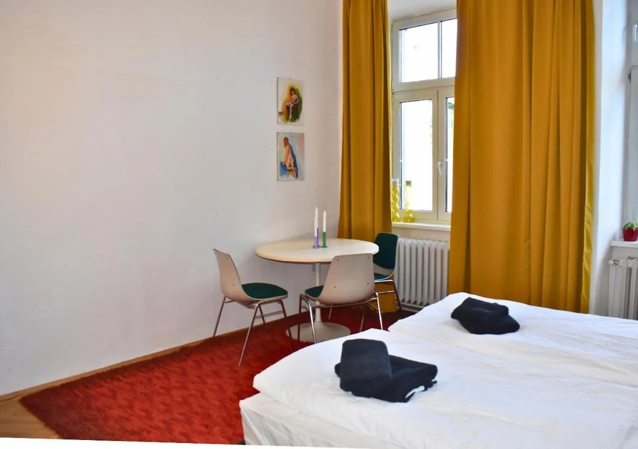 Lgbtqia Private Rooms 1150 Wien 0*,  Österreich