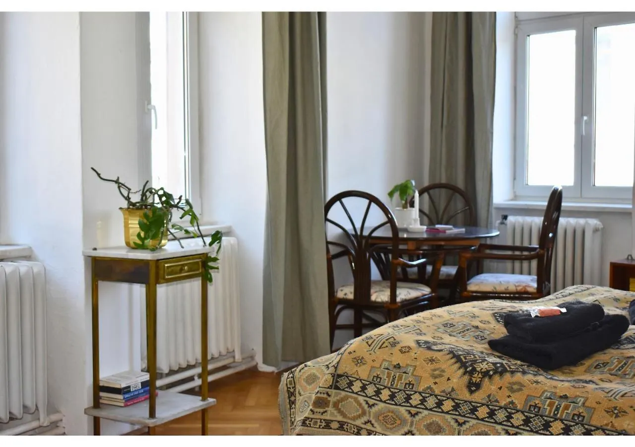 Lgbtqia Private Rooms 1150 Wien 0*,