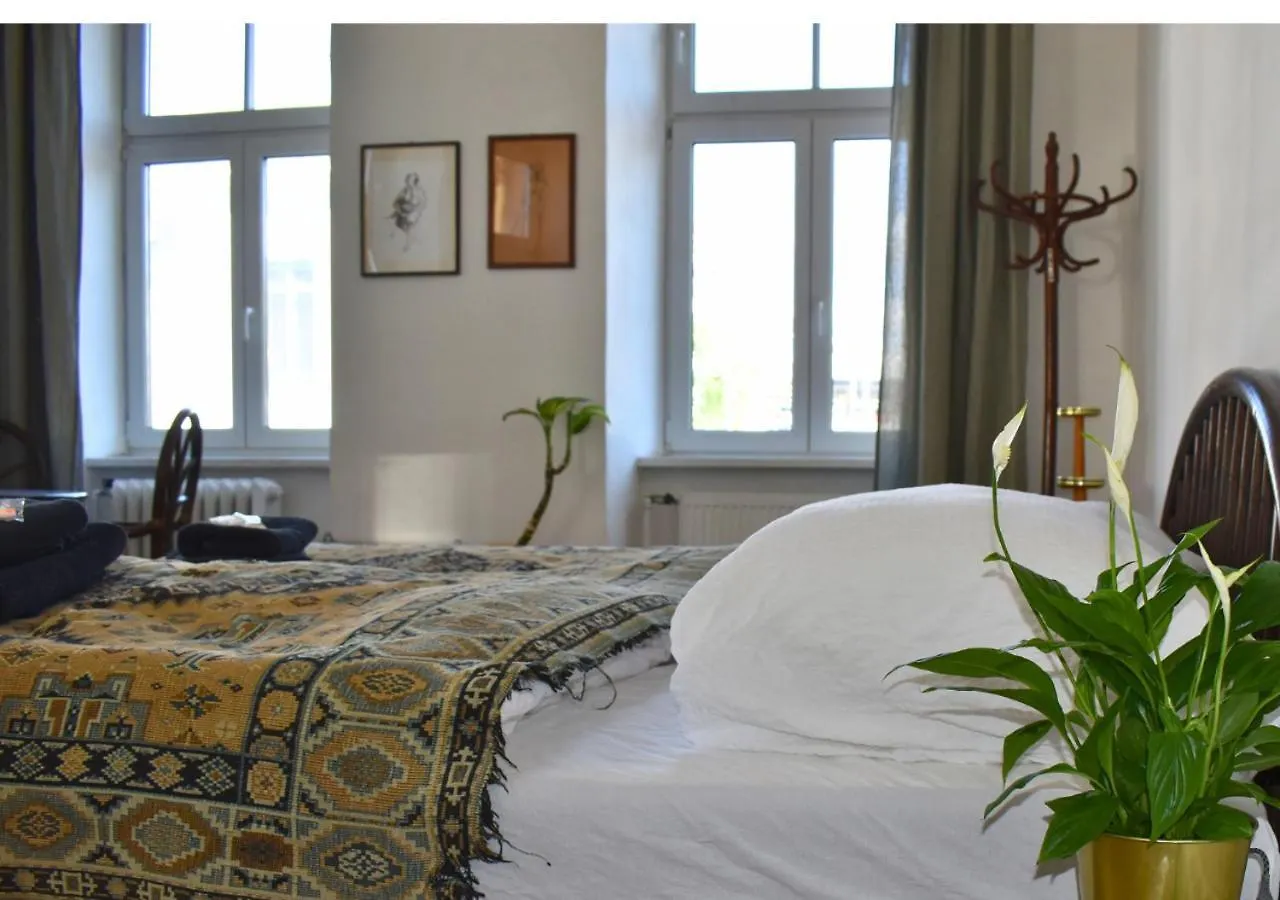 Lgbtqia Private Rooms 1150 Wien